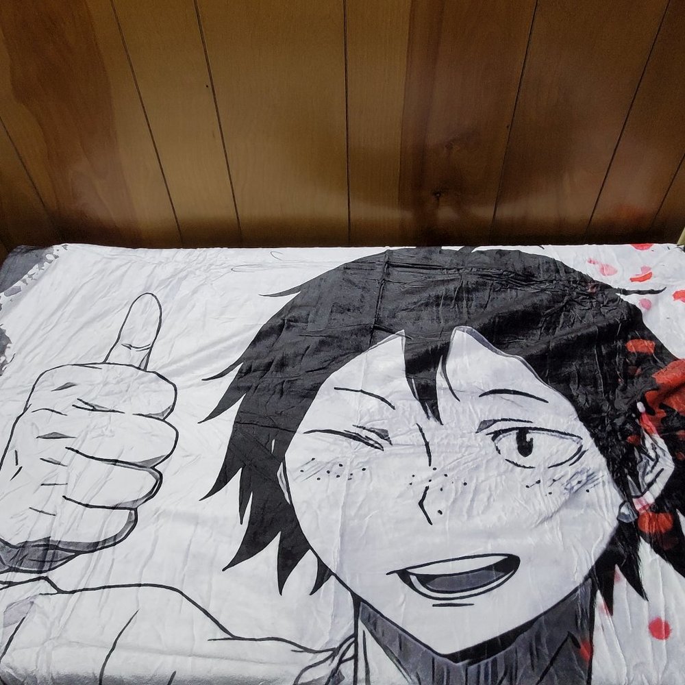 Yamaguchi Tadashi blanket plush throw